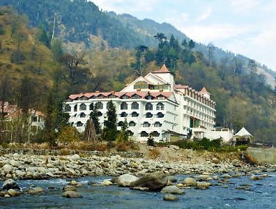Mastiff Grand Manali Resort Buitenkant foto