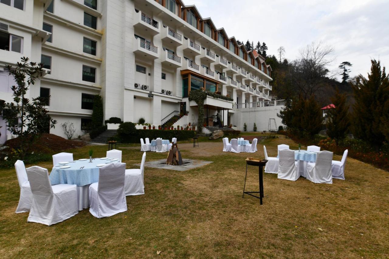 Mastiff Grand Manali Resort Buitenkant foto