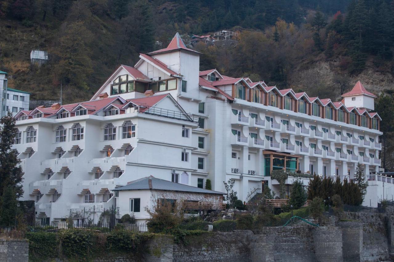 Mastiff Grand Manali Resort Buitenkant foto