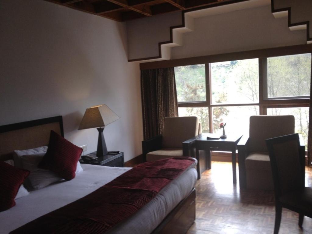Mastiff Grand Manali Resort Kamer foto
